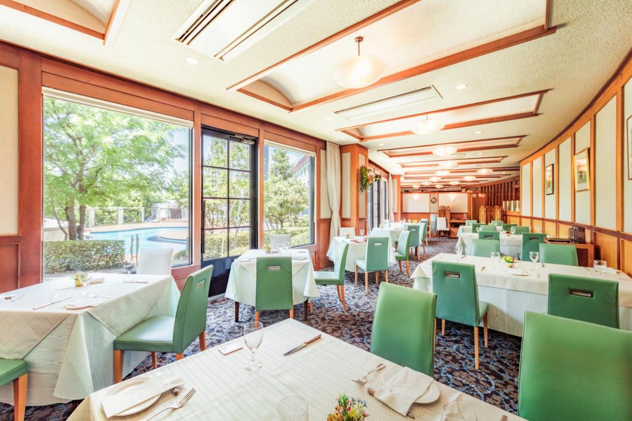 Senri Hankyu Hotel Osaka Тоёнака Экстерьер фото